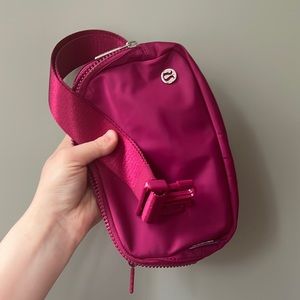Wild Berry Lululemon Everywhere Belt Bag PERFECT CONDITION!!